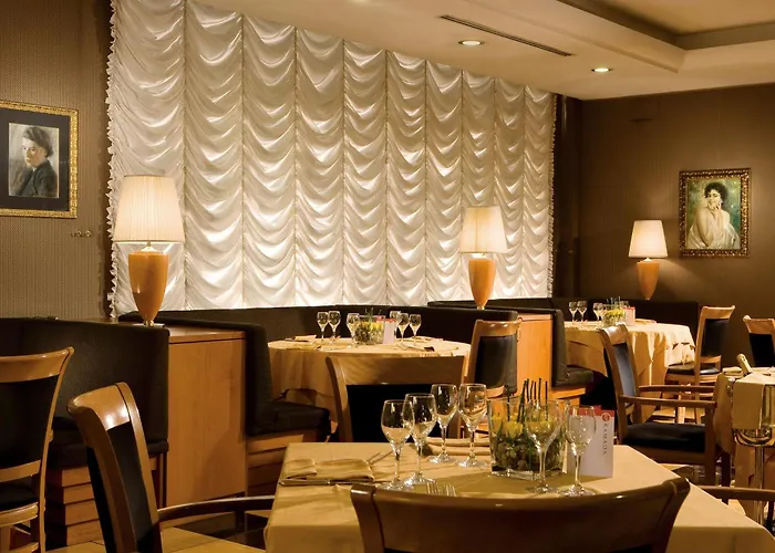 Ramada By WyndhamHotel Napoli